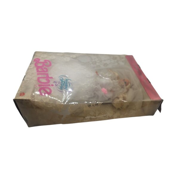 VINTAGE 1989 MATTEL WEDDING FANTASY BARBIE DOLL IN BOX # 02125 BRIDE LACE DRESS - Picture 8 of 8